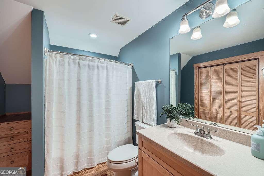 2010 Univeter Road Canton - 32