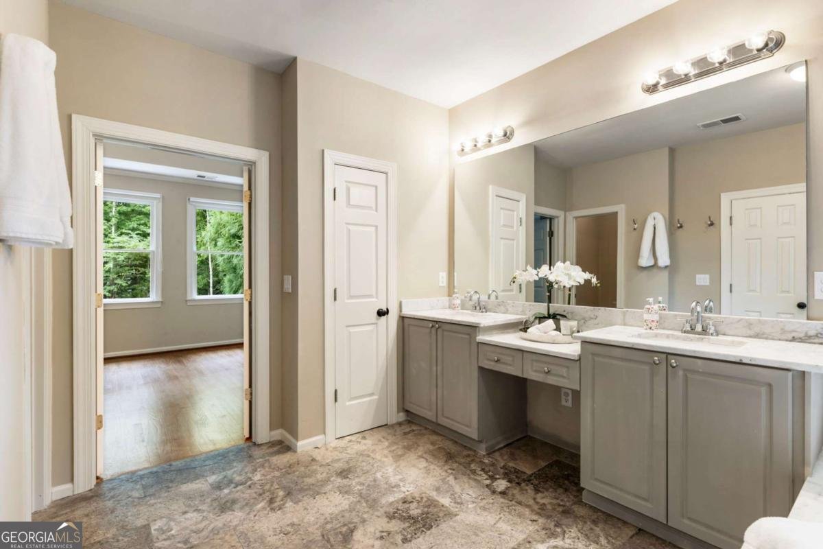 1085 Beacon Hill Crossing Alpharetta - 22