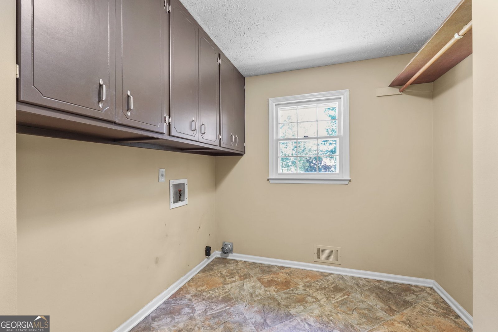 112 Barber Drive Stockbridge - 21