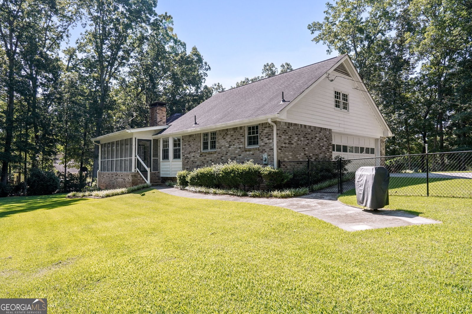 112 Barber Drive Stockbridge - 43