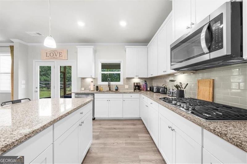 349 Garnet Acworth - 11
