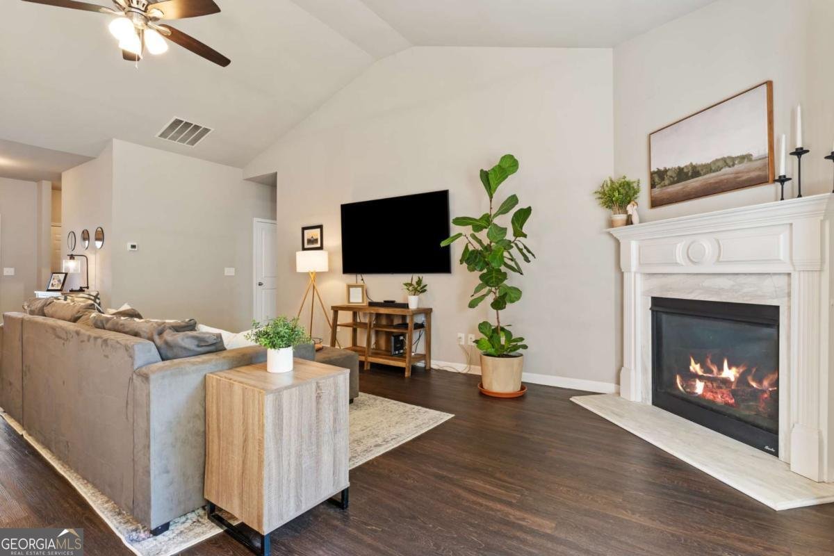 383 Brighton Park Circle Hoschton - 19