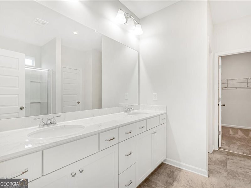 1083 LYNDHURST BETHLEHEM - 32