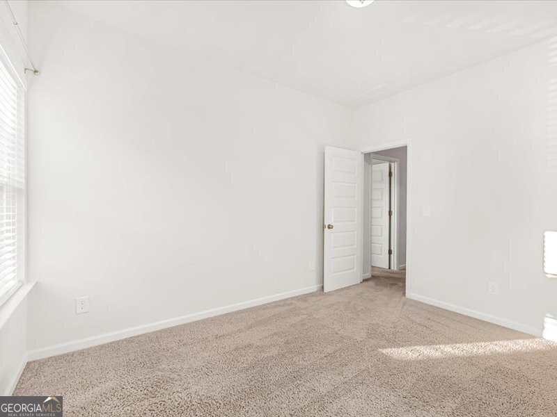 1083 LYNDHURST BETHLEHEM - 7