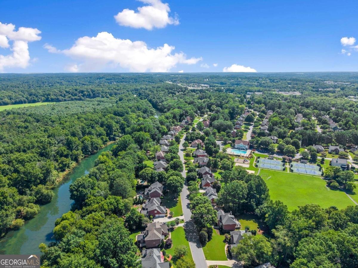 1472 Riverview Run Lane Suwanee - 72