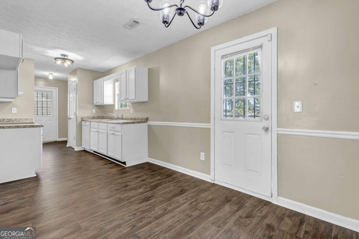 9430 Sleepy Hollow Lane Jonesboro - 13