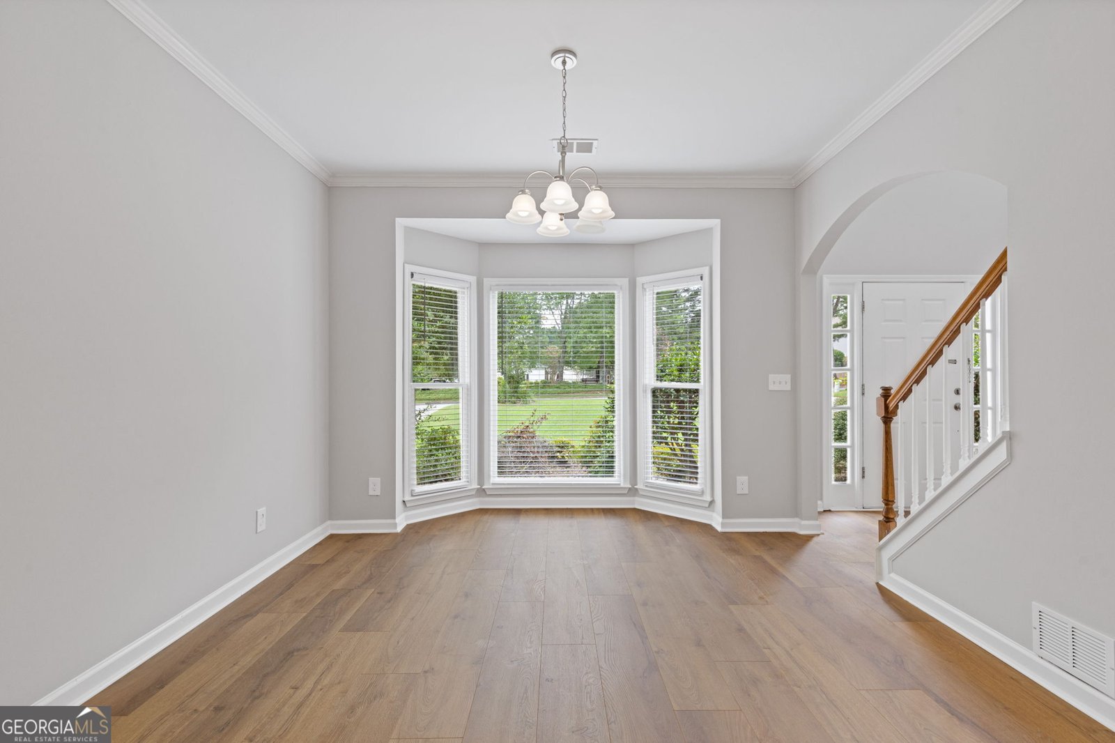 9665 Knollcrest Boulevard Alpharetta - 9