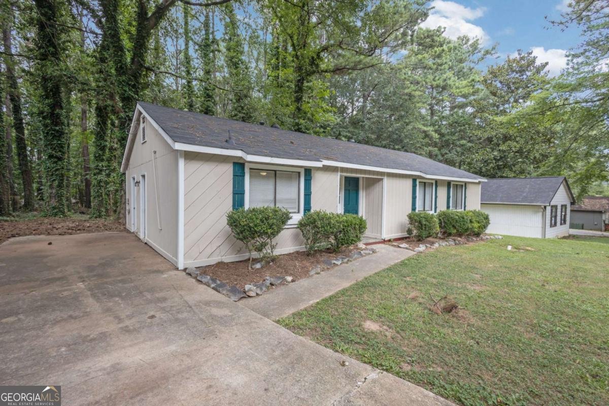 59 Burnham Circle Jonesboro - 1