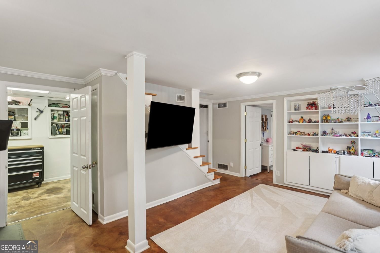 3871 Hillcrest Drive Smyrna - 24