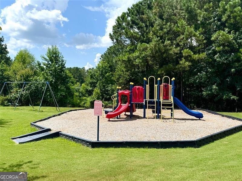 4482 Hazeltine Drive South Fulton - 28