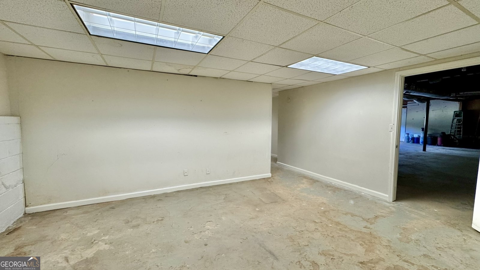 5798 Stonehaven Drive Kennesaw - 24