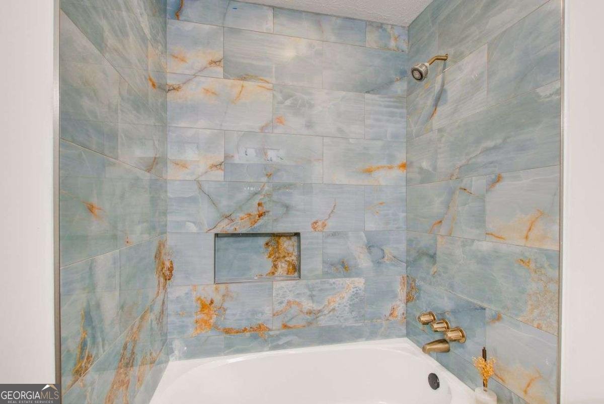 3235 Stanford Circle Lawrenceville - 19