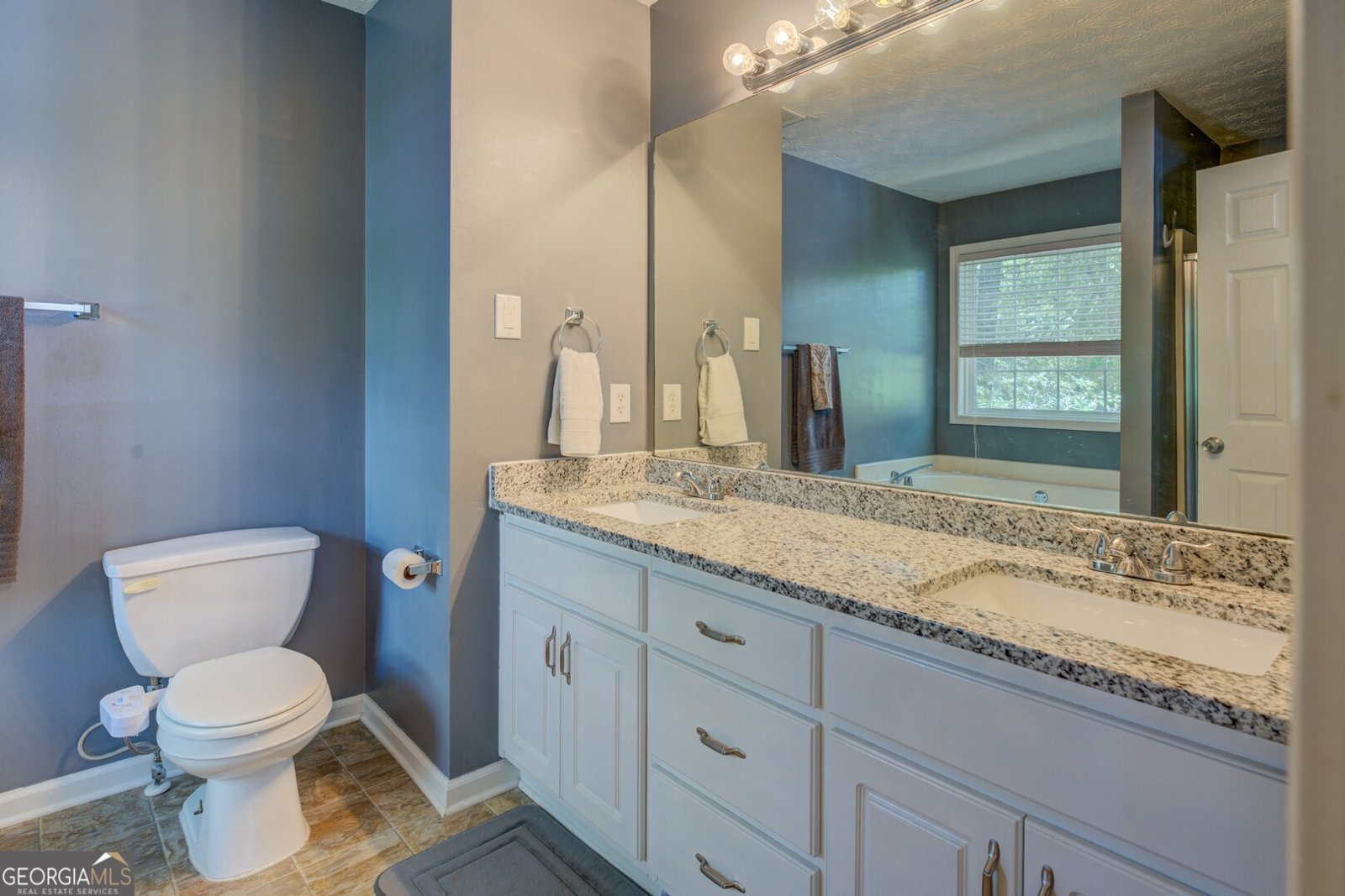 530 Windermere Drive Loganville - 24