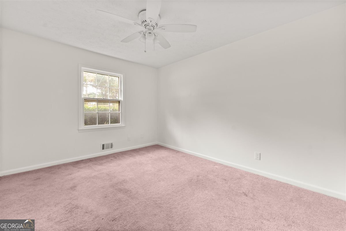 4415 Holiday Heights Drive Oakwood - 13