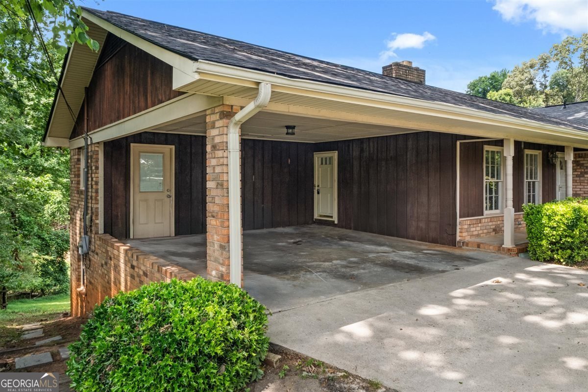 4415 Holiday Heights Drive Oakwood - 23