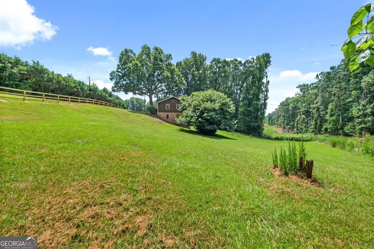 4415 Holiday Heights Drive Oakwood - 28