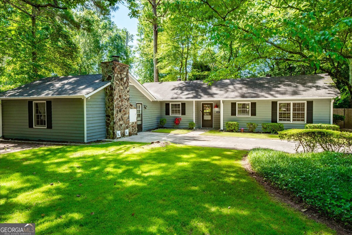 4361 Old Mabry Lane Roswell - 1