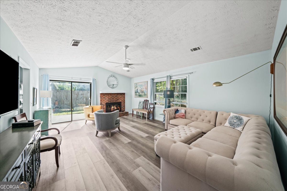4361 Old Mabry Lane Roswell - 3