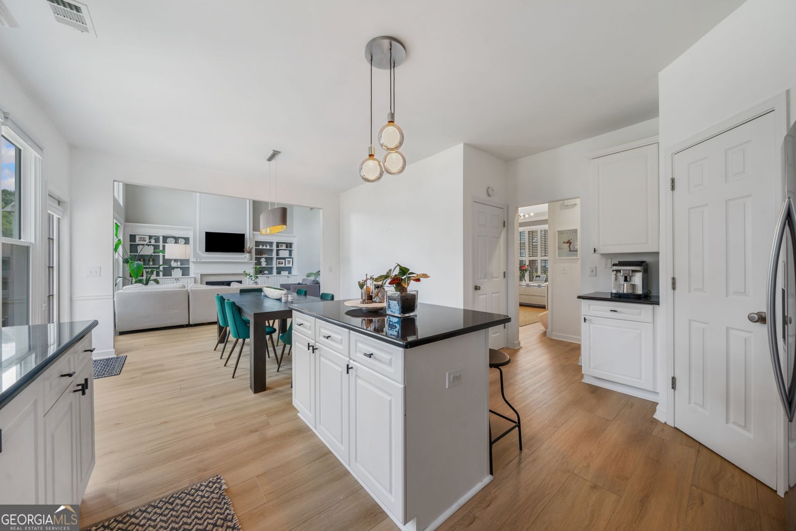2597 Madison Drive Atlanta - 25