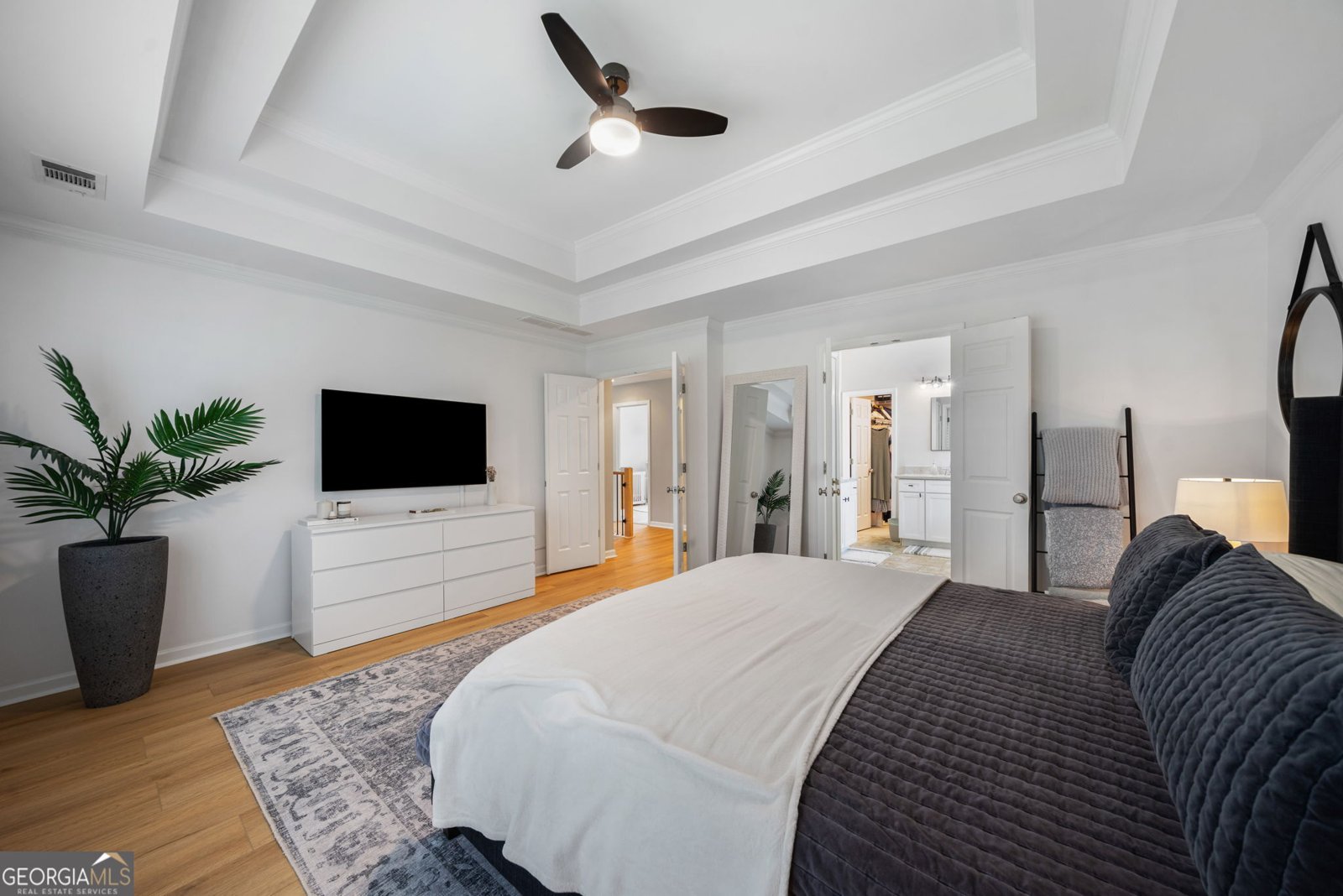 2597 Madison Drive Atlanta - 33