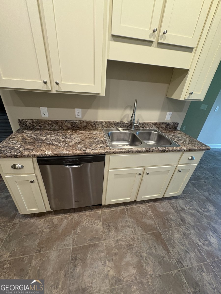202 Green Ridge Court Statesboro - 9