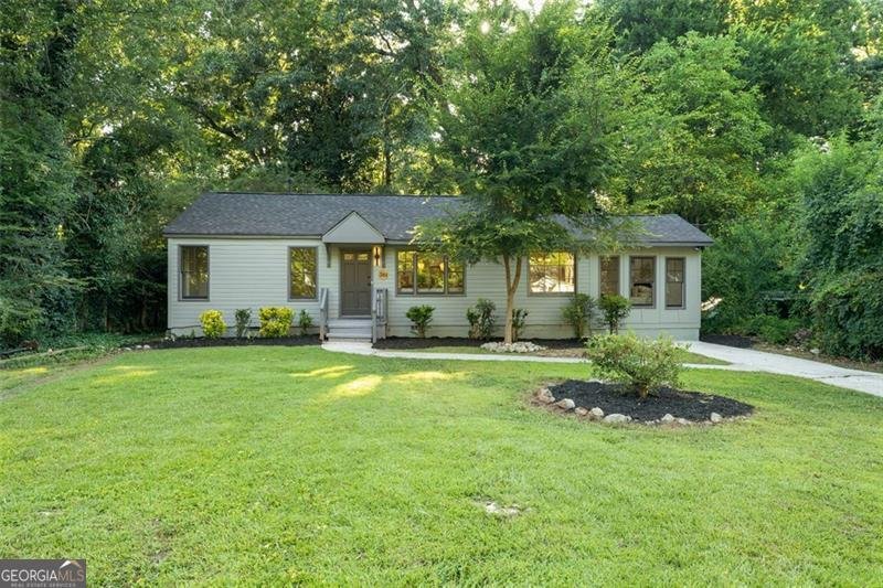 561 SCOTT Circle Decatur - 1