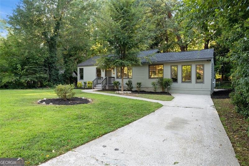 561 SCOTT Circle Decatur - 23