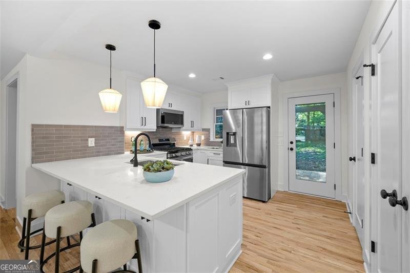 561 SCOTT Circle Decatur - 7