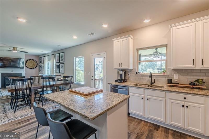 233 JANNEY Circle Mcdonough - 27