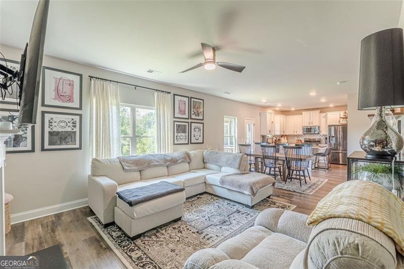 233 JANNEY Circle Mcdonough - 38