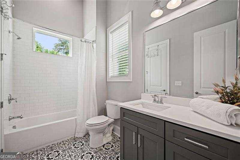 170 Fowler Street Woodstock - 9