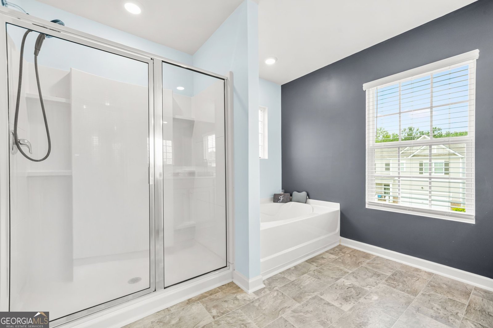 251 Ivy Chase Loop Dallas - 24