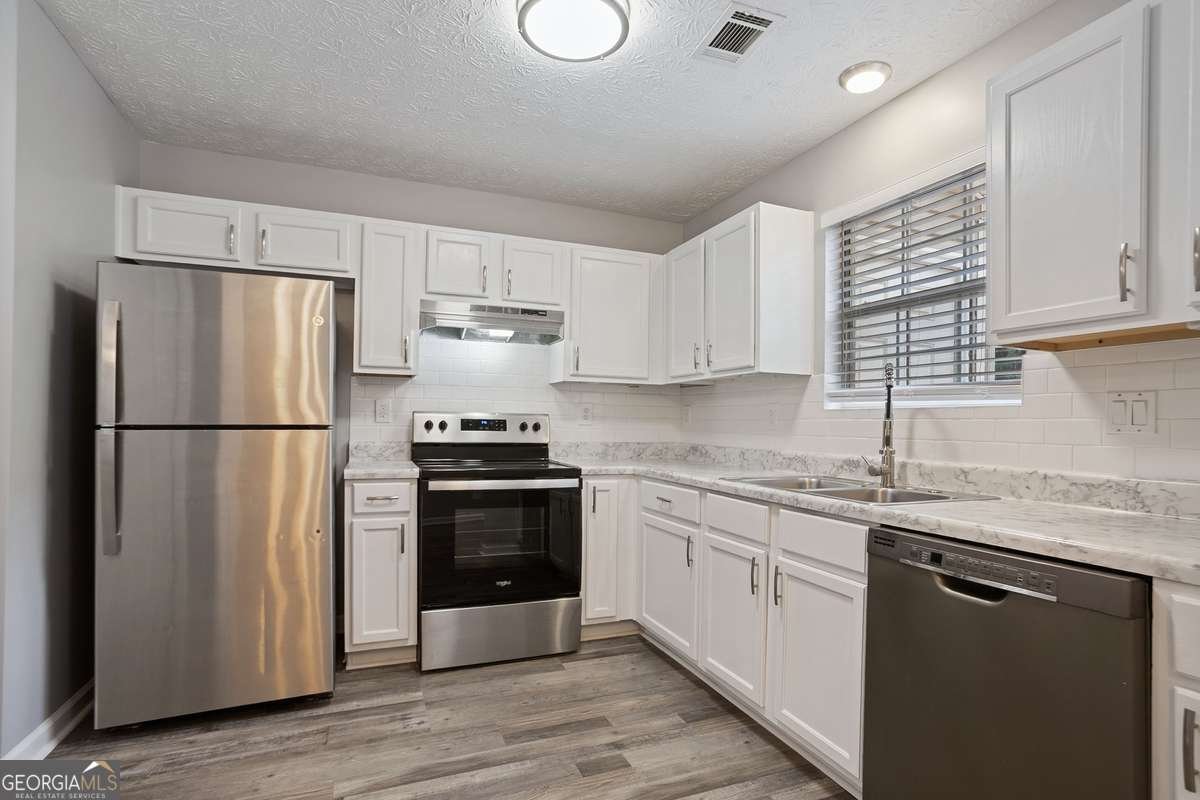 5739 Windfall Lane Lithonia - 6