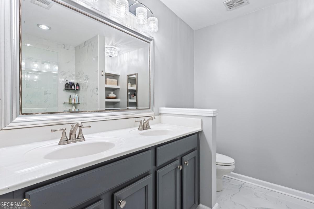 2449 Suwanee Pointe Drive Lawrenceville - 11
