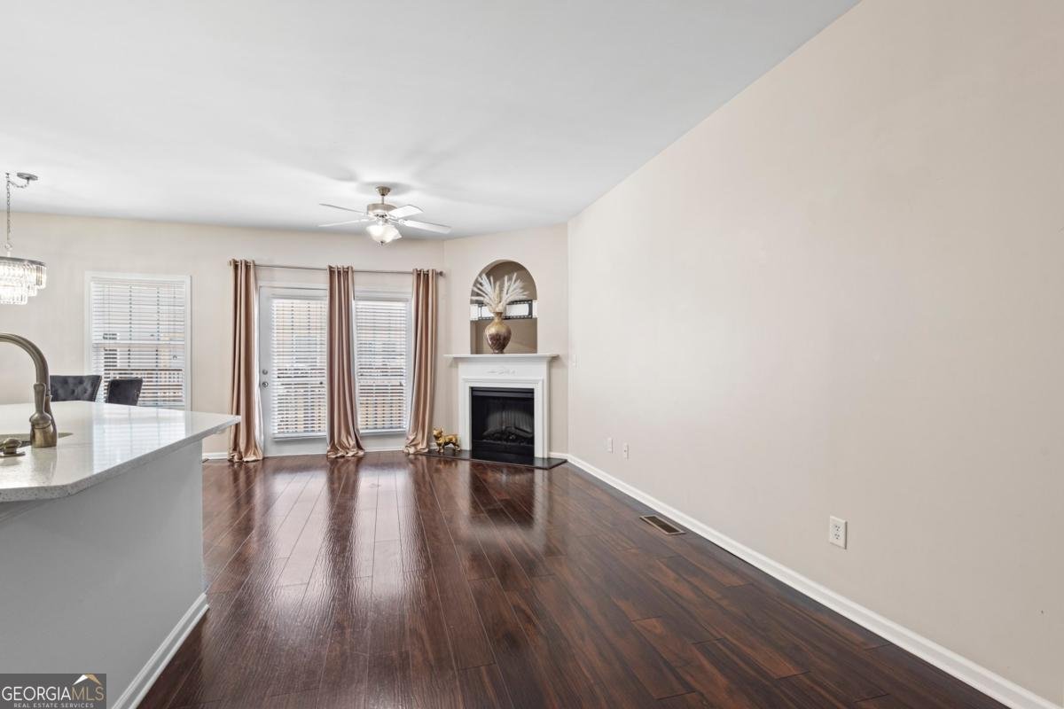 2449 Suwanee Pointe Drive Lawrenceville - 3