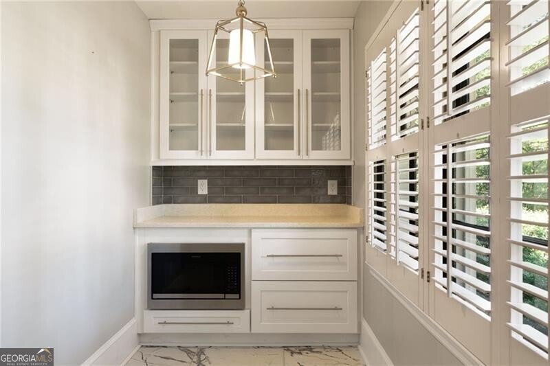924 Peachtree Battle Avenue Atlanta - 23