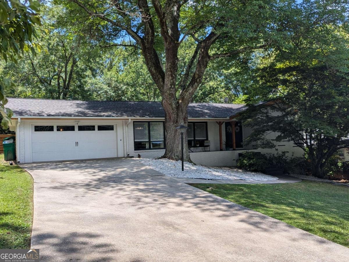 3180 Barkside Court Atlanta - 3