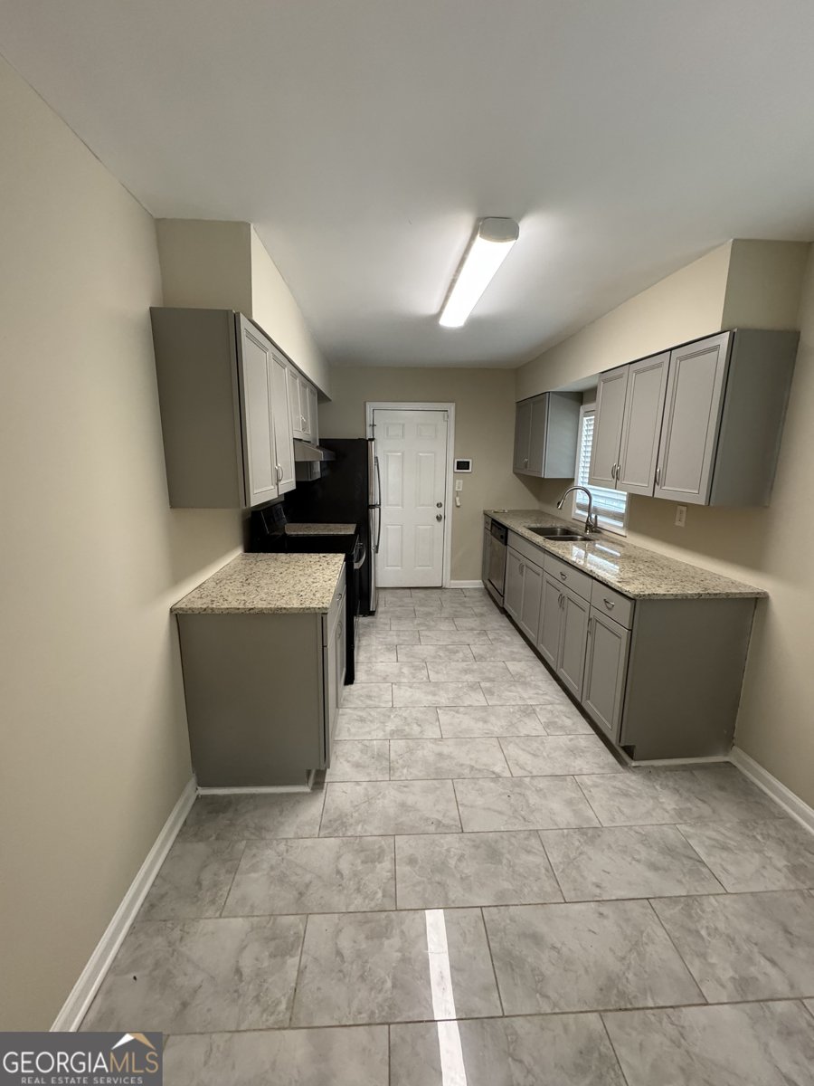 2967 Sylvan Road East Point - 6
