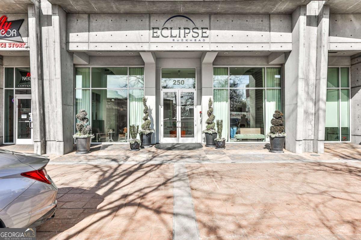 250 Pharr Road Atlanta - 1