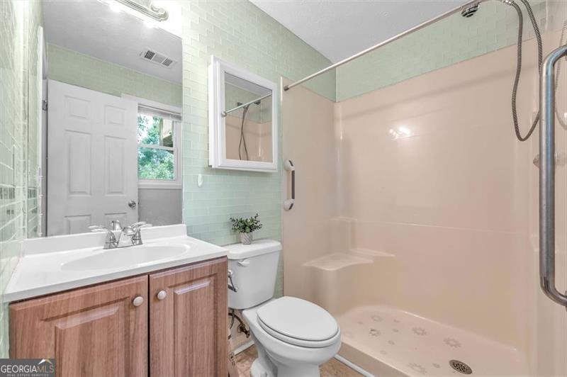 1350 Summer Lake Loganville - 45