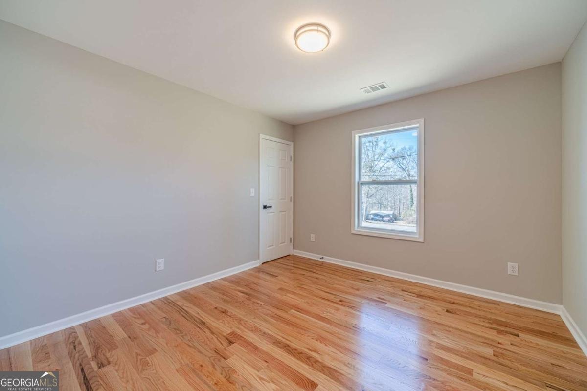 2741 Pierce Road Gainesville - 35
