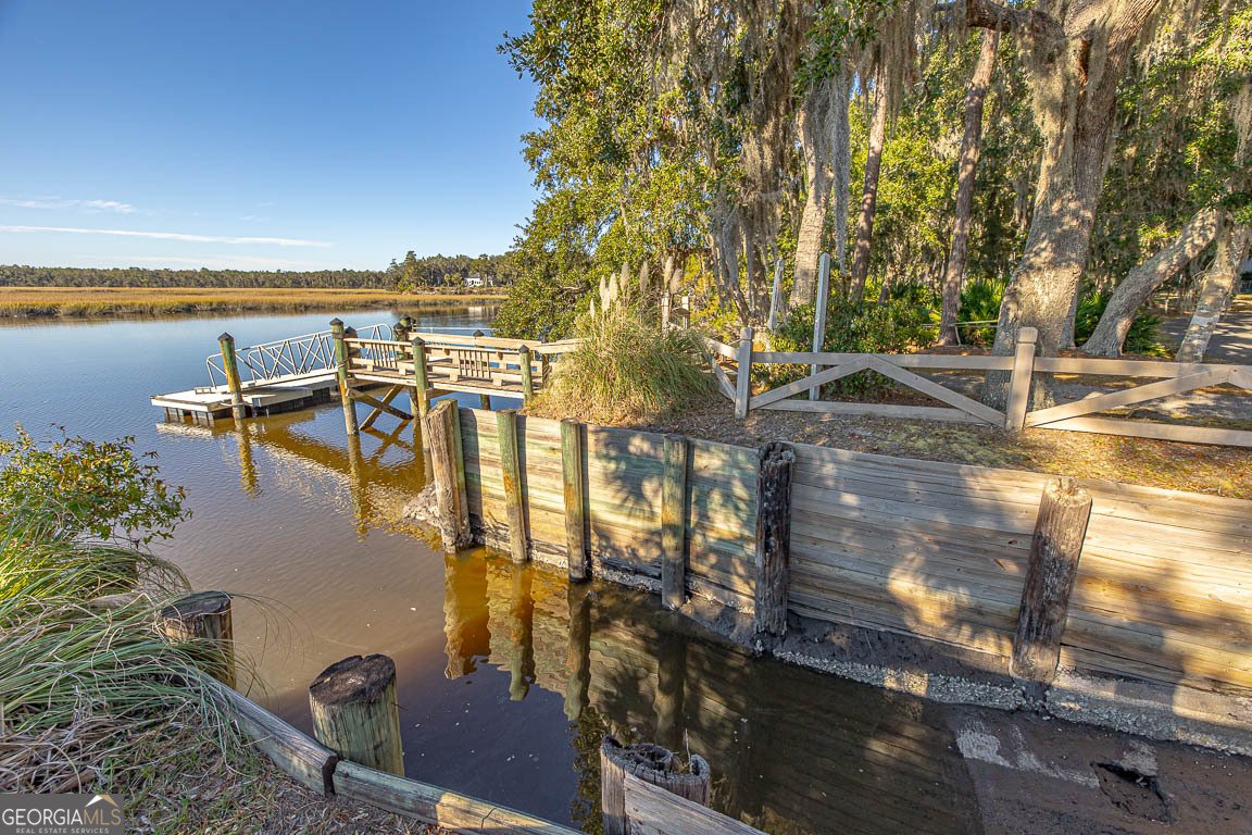 8 London Hill Road Woodbine - 34