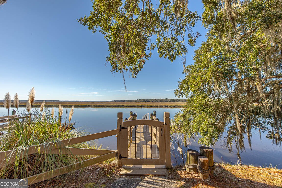 8 London Hill Road Woodbine - 37
