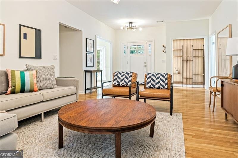 2861 DORBY CLOSE Brookhaven - 11