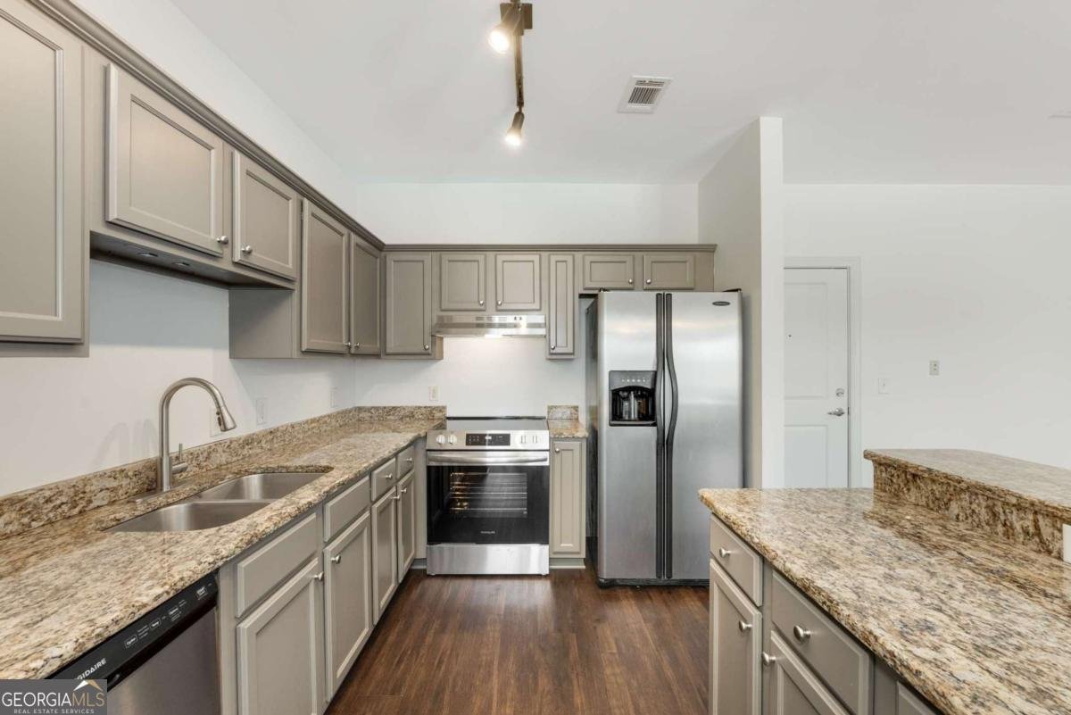 2230 Cheshire Bridge Road Atlanta - 24
