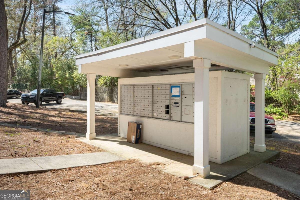 2230 Cheshire Bridge Road Atlanta - 4