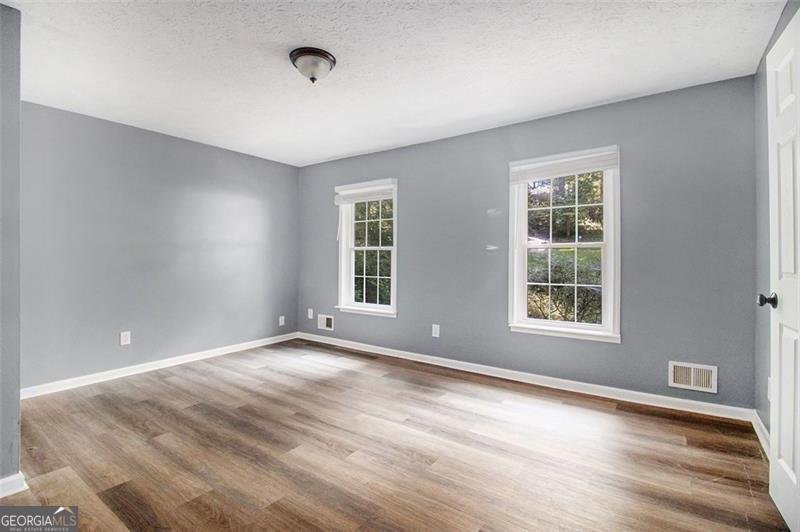 5862 SIMONE Stone Mountain - 13