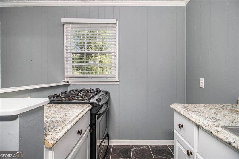 5862 SIMONE Stone Mountain - 22