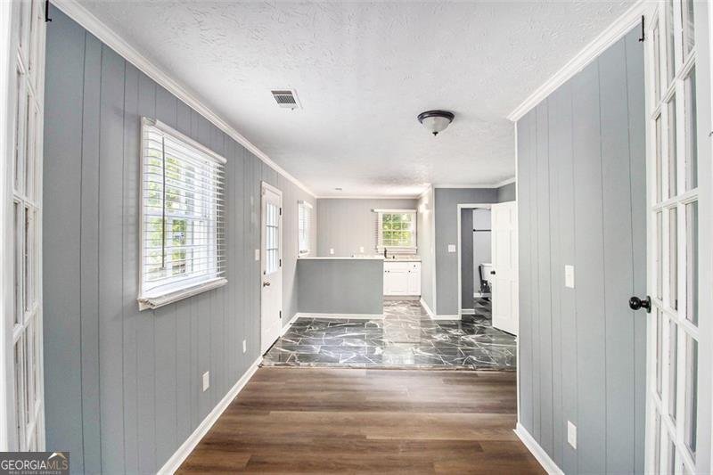 5862 SIMONE Stone Mountain - 23