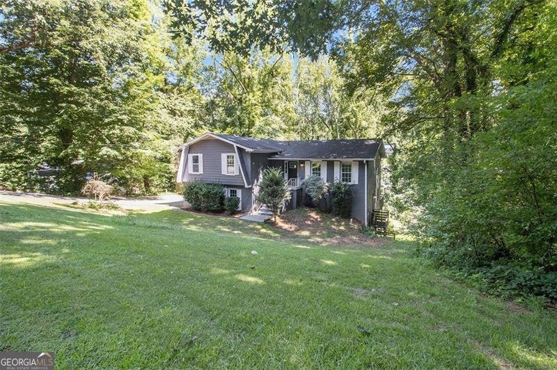 5862 SIMONE Stone Mountain - 3